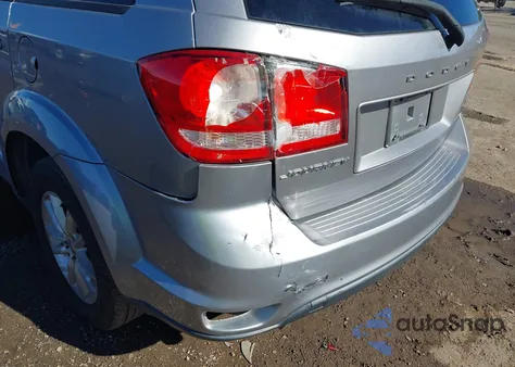 2015 Dodge Journey Sxt z USA, uszkodzony, nr VIN 3C4PDCBG5FT627920